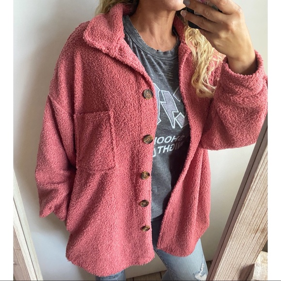 Last One! KEATON • BUTTON DOWN SHERPA SHACKET Pink - Picture 7 of 10